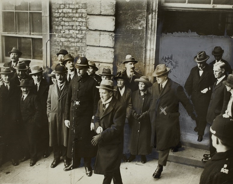 Michael Collins arriving at Dublin Castle