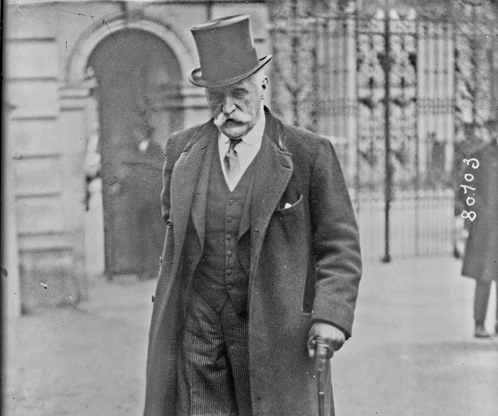 Black and white photograph of Sir William Hutcheson Poë, a former Member of Seanad Éireann
