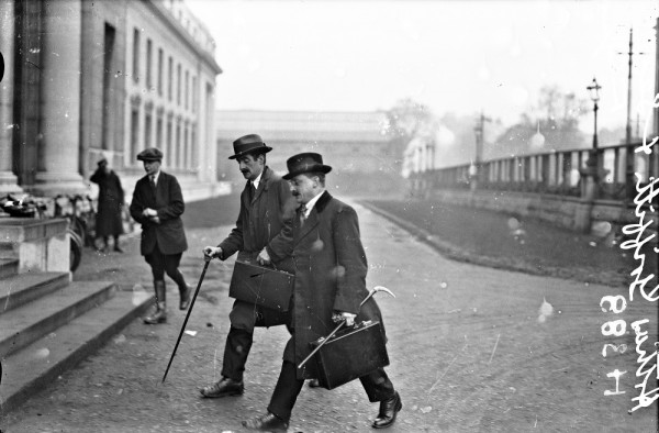 Photo of Arthur Griffith arriving at Earlsfort Terrace