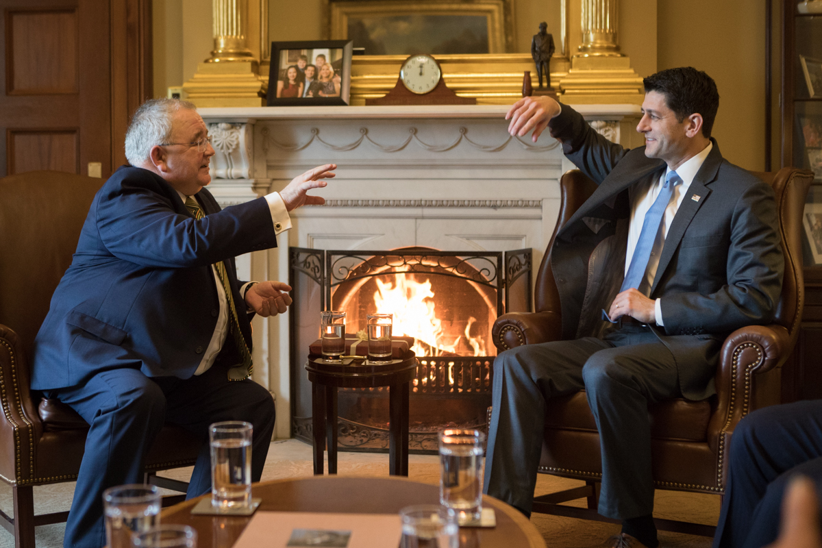 Photo of the Ceann Comhairle, Seán Ó Fearghaíl, meeting the Speaker of the House of Representatives,, Paul Ryan